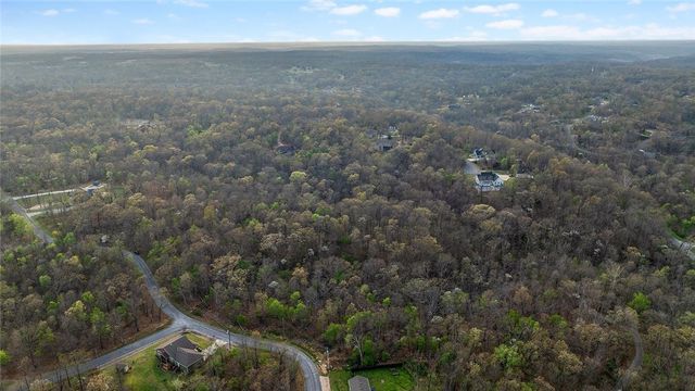 Kinloch Drive, Bella Vista, AR 72715