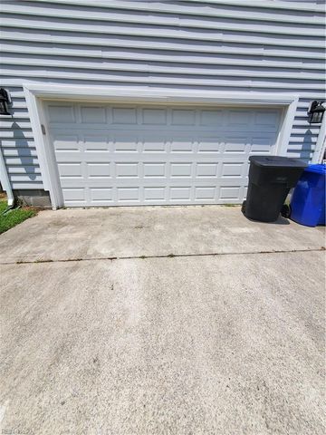 621 Water Lilly RD, Portsmouth, VA 23701