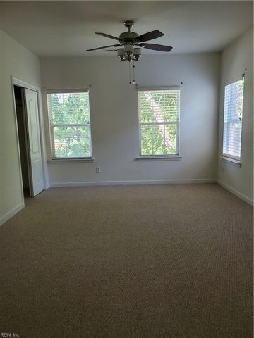 621 Water Lilly RD, Portsmouth, VA 23701