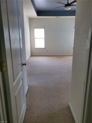 621 Water Lilly RD, Portsmouth, VA 23701