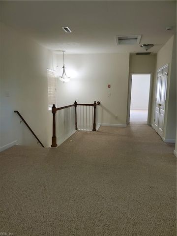 621 Water Lilly RD, Portsmouth, VA 23701