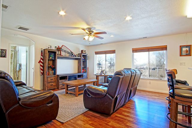 15 Tome Hill Road, Los Lunas, NM 87031