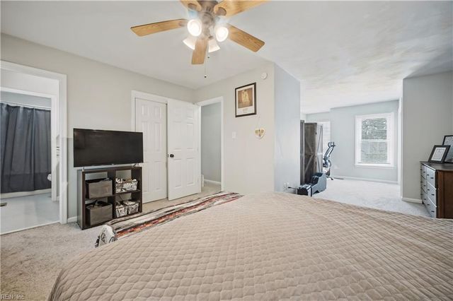 1820 Castleton CT, Virginia Beach, VA 23454