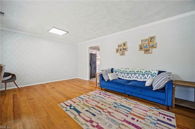 1820 Castleton CT, Virginia Beach, VA 23454