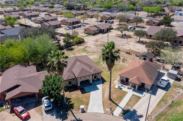 911 S 19th Avenue, Edinburg, TX 78539