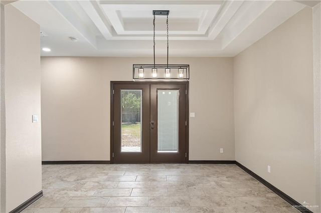 911 S 19th Avenue, Edinburg, TX 78539