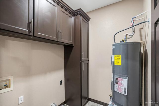 911 S 19th Avenue, Edinburg, TX 78539