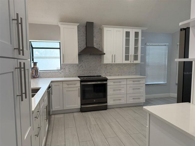 5722 PARKVIEW LAKE DRIVE, Orlando, FL 32821