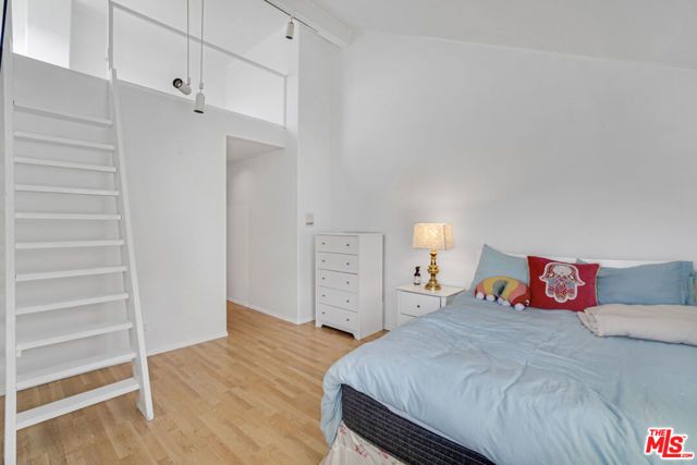 730 S Catalina Avenue D, Redondo Beach, CA 90277