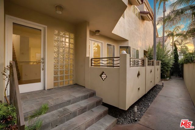 730 S Catalina Avenue D, Redondo Beach, CA 90277