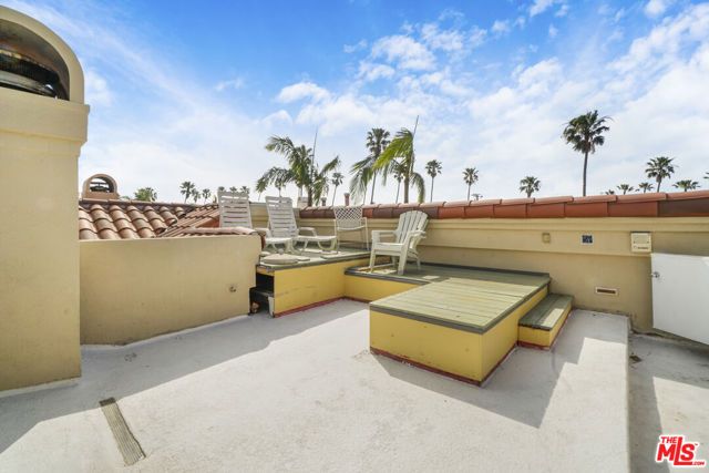 730 S Catalina Avenue D, Redondo Beach, CA 90277