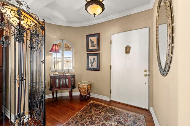 118 Roycroft Avenue, Long Beach, CA 90803