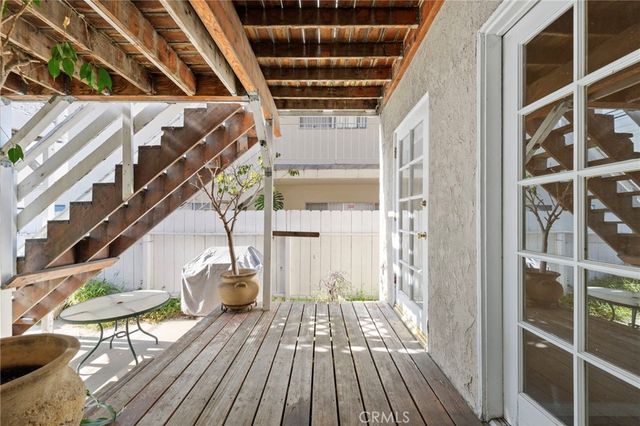 118 Roycroft Avenue, Long Beach, CA 90803