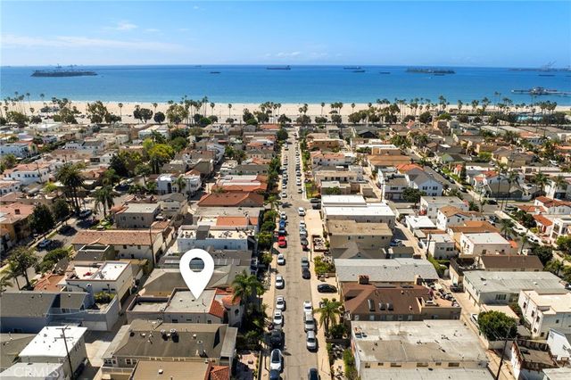 118 Roycroft Avenue, Long Beach, CA 90803