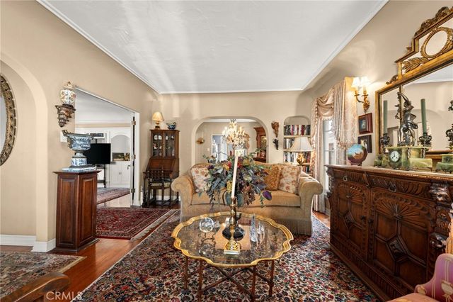 118 Roycroft Avenue, Long Beach, CA 90803