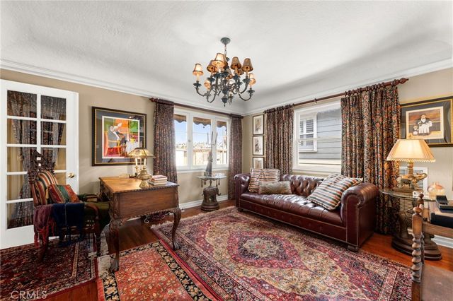 118 Roycroft Avenue, Long Beach, CA 90803