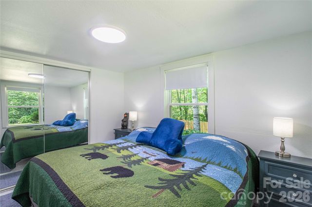 2603 Kim Miller Road, Lake Toxaway, NC 28747