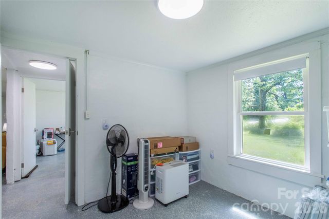 2603 Kim Miller Road, Lake Toxaway, NC 28747