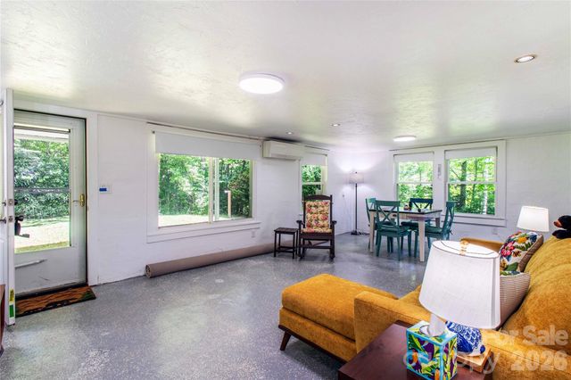 2603 Kim Miller Road, Lake Toxaway, NC 28747