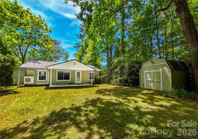 2603 Kim Miller Road, Lake Toxaway, NC 28747