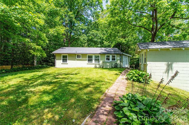 2603 Kim Miller Road, Lake Toxaway, NC 28747