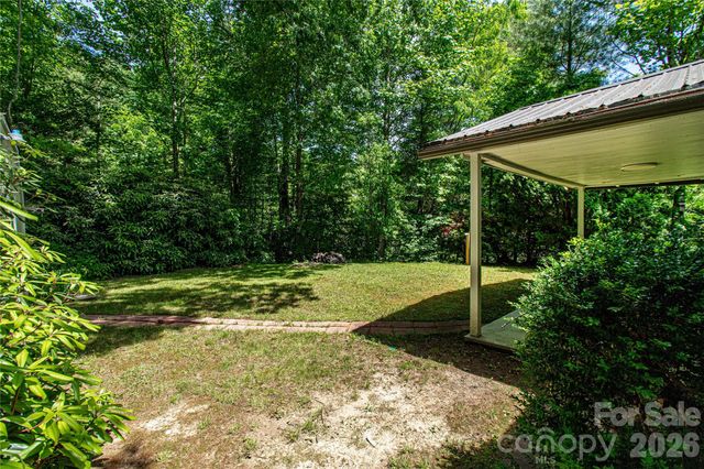 2603 Kim Miller Road, Lake Toxaway, NC 28747