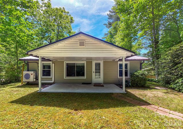 2603 Kim Miller Road, Lake Toxaway, NC 28747
