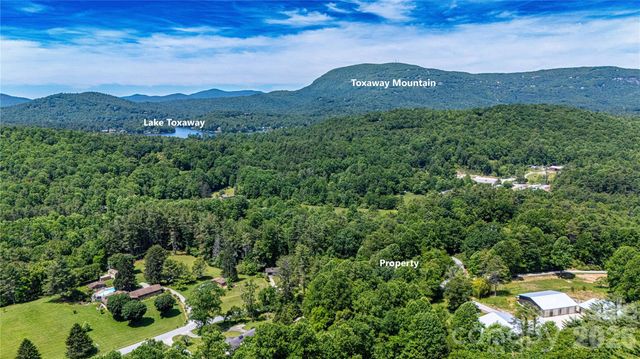2603 Kim Miller Road, Lake Toxaway, NC 28747