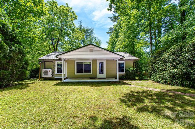 2603 Kim Miller Road, Lake Toxaway, NC 28747