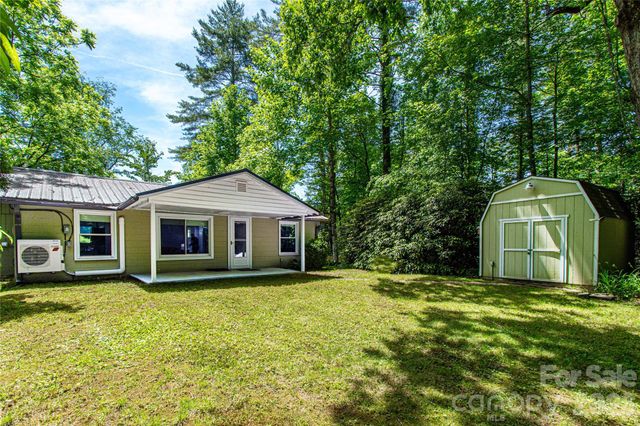 2603 Kim Miller Road, Lake Toxaway, NC 28747