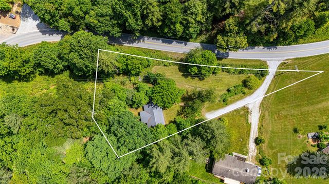 2603 Kim Miller Road, Lake Toxaway, NC 28747