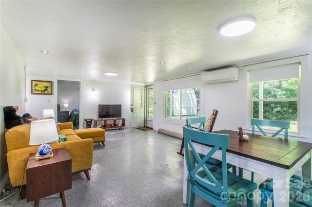 2603 Kim Miller Road, Lake Toxaway, NC 28747