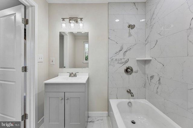 814 MURRAY AVE, Cherry Hill, NJ 08002