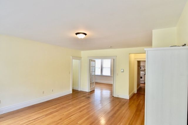 226 Jamaicaway 4, Boston, MA 02130