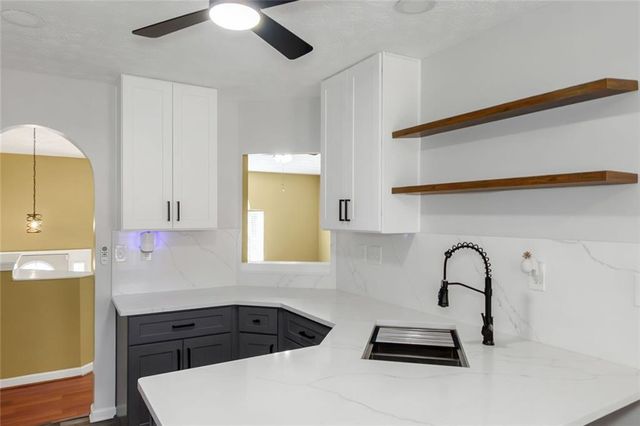 731 Bridgewood Court, Lithonia, GA 30058