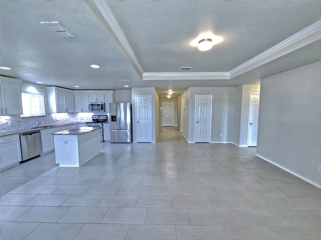 704 Rivers Creek Lane, Little Elm, TX 75068