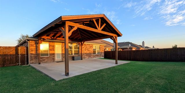 704 Rivers Creek Lane, Little Elm, TX 75068