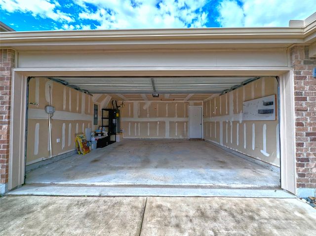 704 Rivers Creek Lane, Little Elm, TX 75068