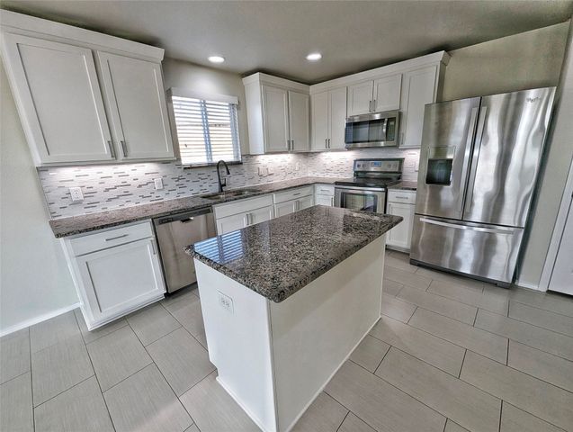 704 Rivers Creek Lane, Little Elm, TX 75068