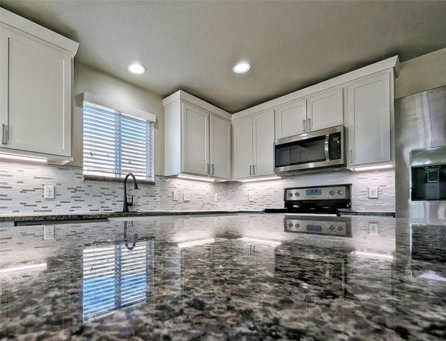 704 Rivers Creek Lane, Little Elm, TX 75068