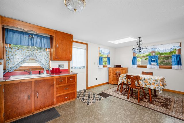 64 Uncle Percys Rd, Mashpee, MA 02649