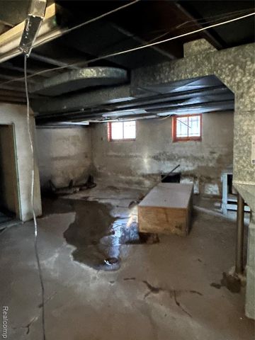 18862 Cardoni Street, Detroit, MI 48203