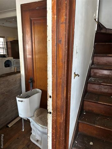 18862 Cardoni Street, Detroit, MI 48203