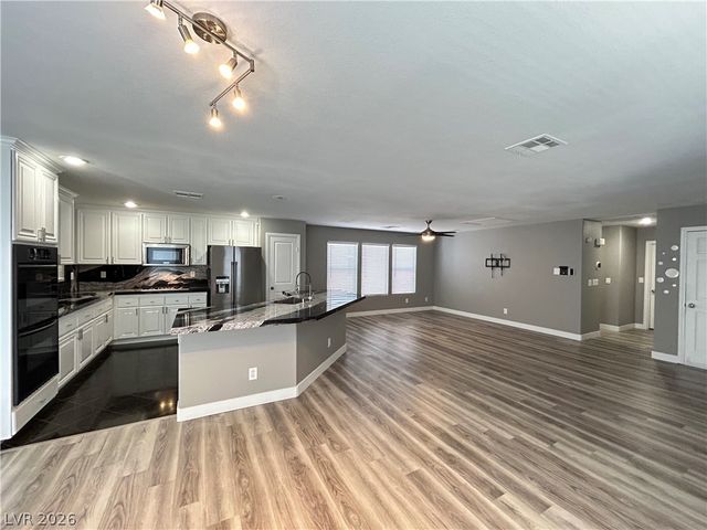 6538 Elm Spring Court, Las Vegas, NV 89148