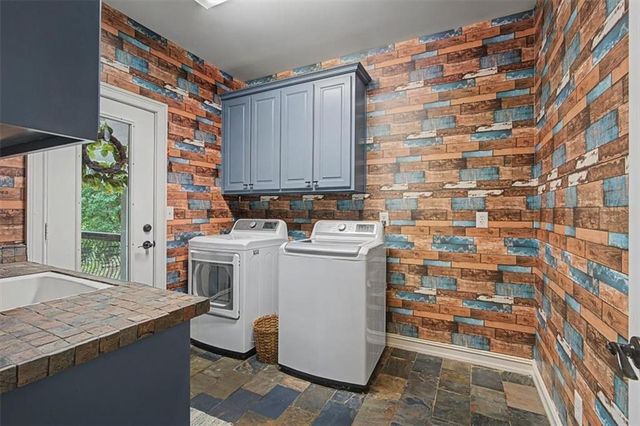 5428 Thornapple Lane NW, Acworth, GA 30101