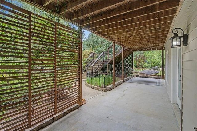 5428 Thornapple Lane NW, Acworth, GA 30101
