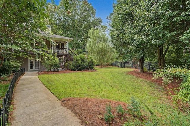 5428 Thornapple Lane NW, Acworth, GA 30101