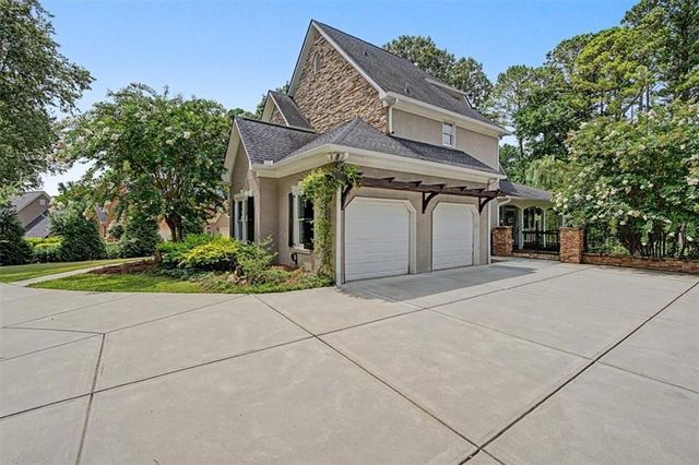 5428 Thornapple Lane NW, Acworth, GA 30101