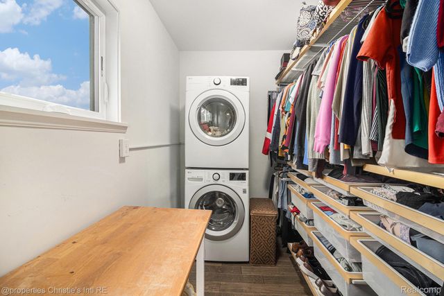 2144 Fischer Street, Detroit, MI 48214