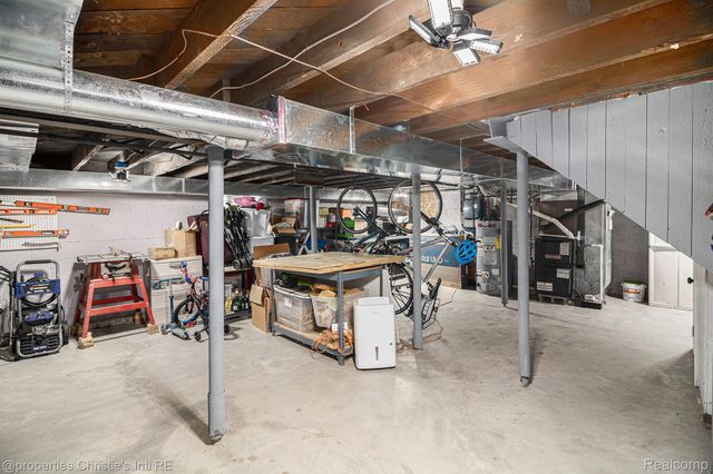 2144 Fischer Street, Detroit, MI 48214